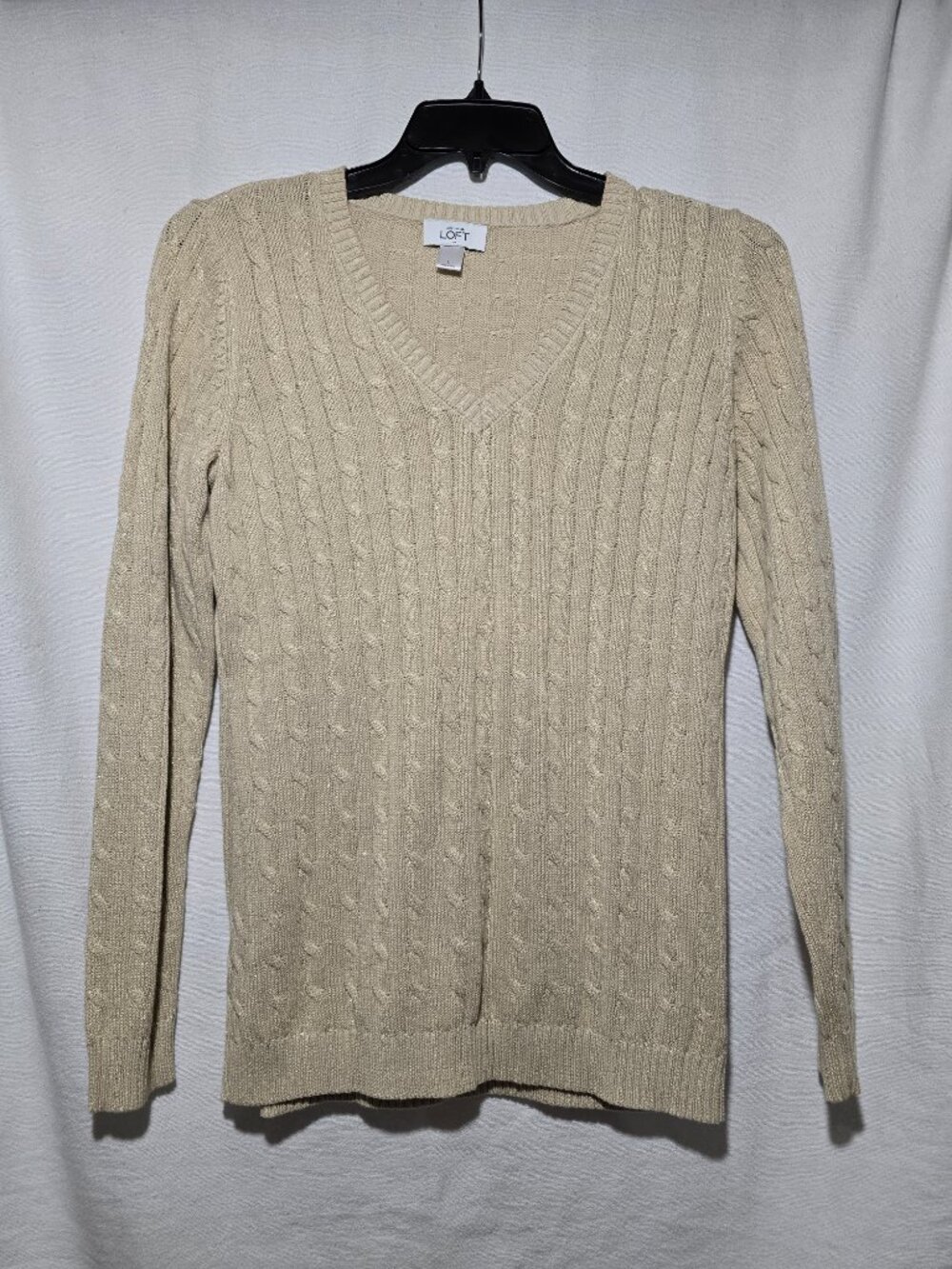 LOFT Ann Taylor Beige Gold Metallic Cable Knit V-Neck Sweater Size L GUC Pretty!